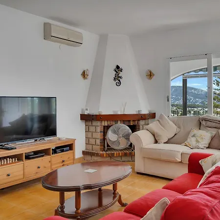 וילה Casa Nico- By Aldertons